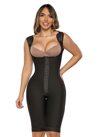 - Faja SMI7132 AFRODITA larga con efecto lifting y compresión progresiva
- Detalle de compresión en abdomen y piernas con panty incluido
- Vista posterior de diseño sin costuras hasta la rodilla
