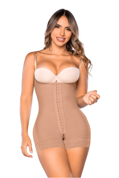 - Faja cachetero invisible con brassier y tirantes removibles.
- Faja moldeadora con cierre perineal y realce natural.
- Faja corta invisible ideal para clima cálido y ropa ajustada.
- Faja con brassier incluido y tanga obsequio.
